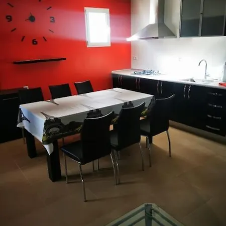 Holiday home Chalet, Piscina Y Barbacoa Boquilla