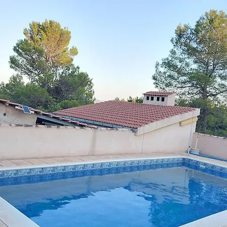 Chalet, Piscina Y Barbacoa Holiday home